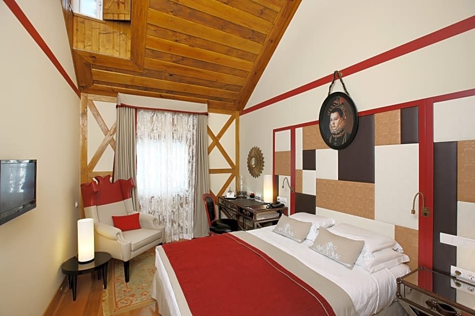 Solar do Castelo - Lisbon Heritage Collection