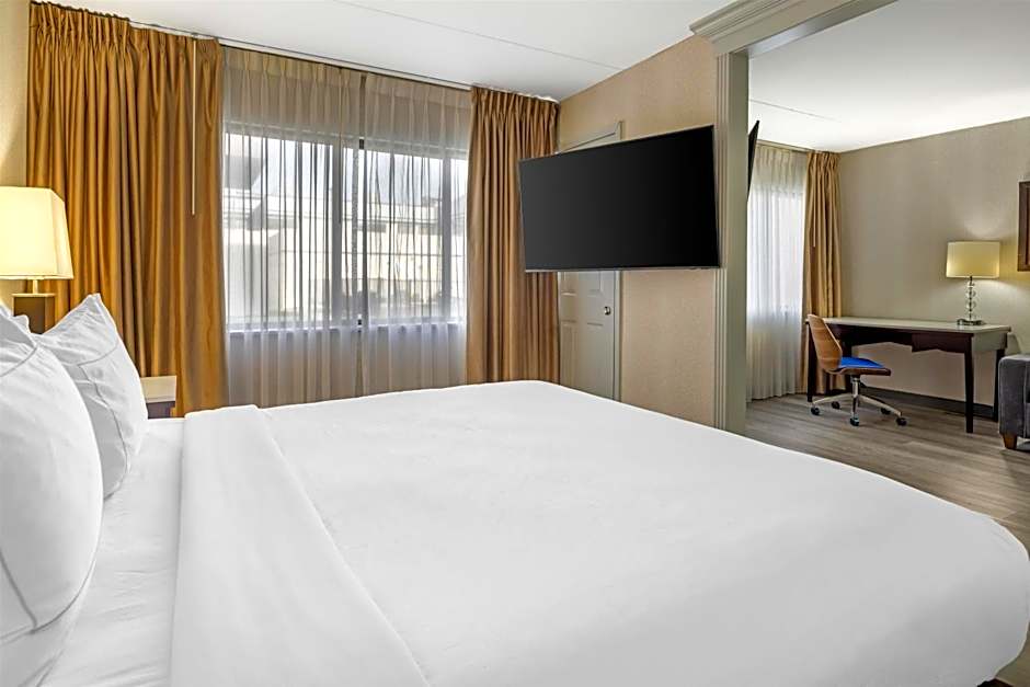 Best Western Plus Miamisburg-Dayton Suites, Banquets & Hotel