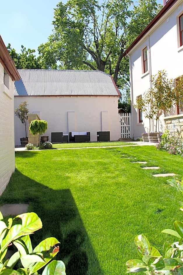 Old Bishop's Quarters