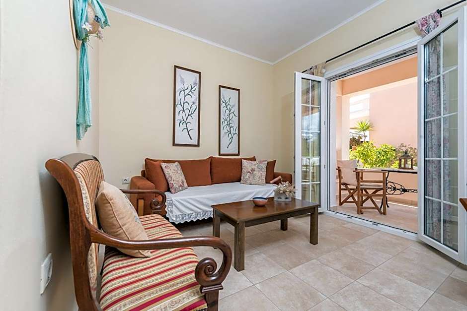 Lorenzo Villas with Private Pool, 200m from the beach, by ZanteWize