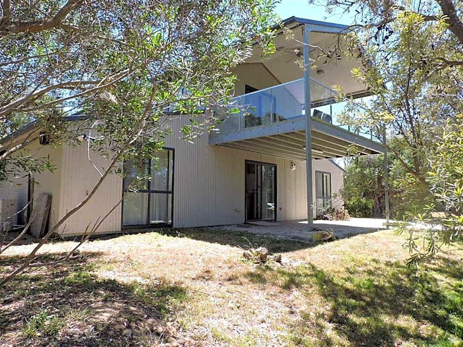 Paradise on The Boulevard - 90 Mile Beach Holiday Home