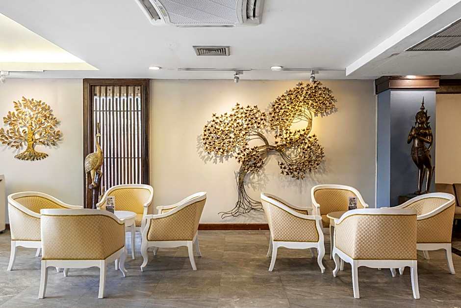 Ayothaya Riverside Hotel