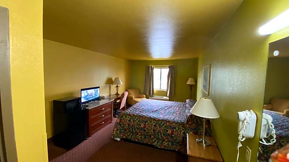 1 King Bed — 2 fotoğraftan 1. fotoğraf