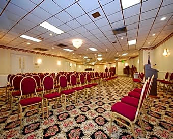 Holiday Inn Philadelphia Arpt-Stadium Area By IHG