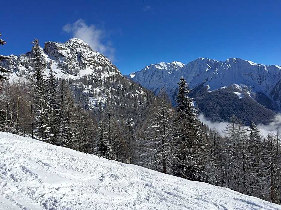 Le Massif Hotel & Lodge Courmayeur - The Leading Hotels of the World