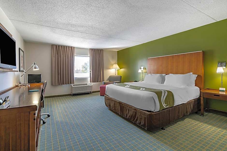 Quality Inn Lexington - Horse Park