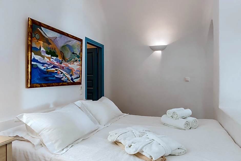 Pantelia Suites