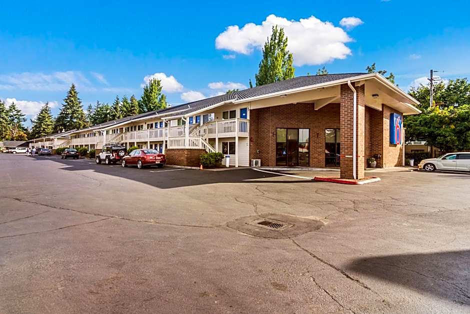 Motel 6-Vancouver, WA