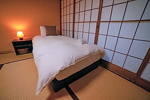 HA-MON Slope Side Hotel and Private Chalet