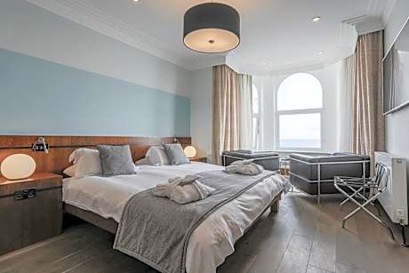 Business Club Room with Sea View