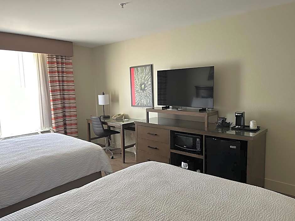 Holiday Inn & Suites - Barstow By IHG