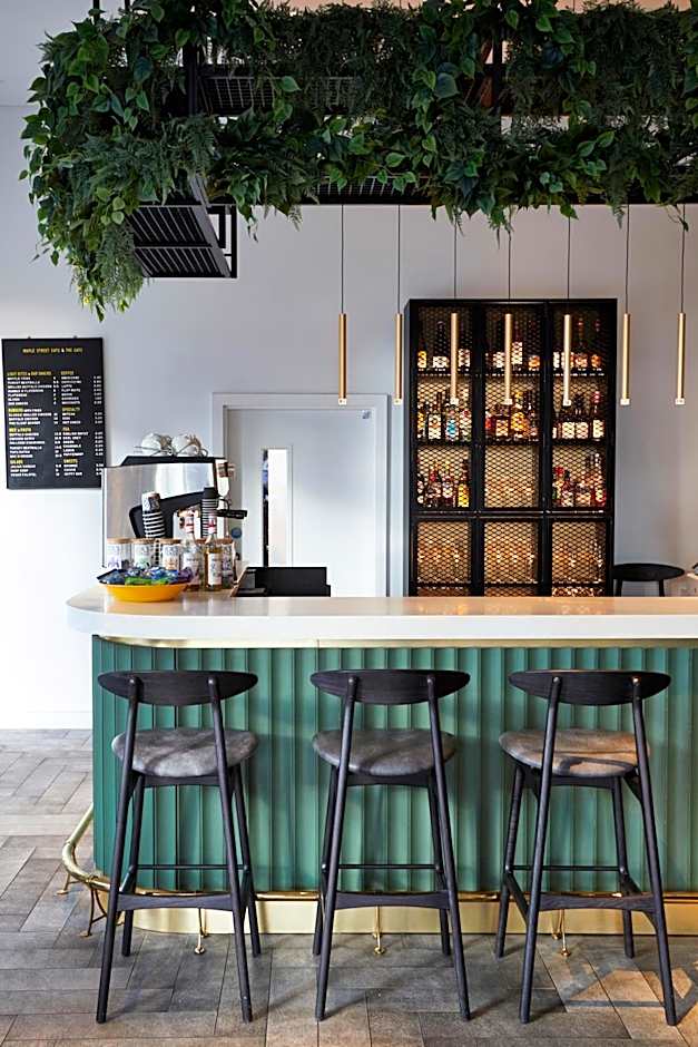 The Gate London City