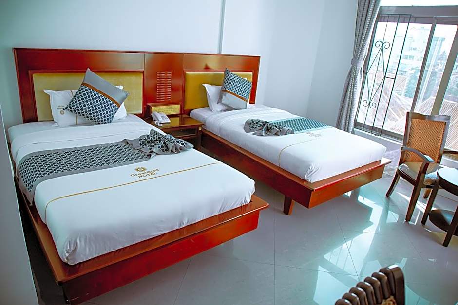 Greenlight Hotel
