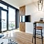 Q18 ApartHotel