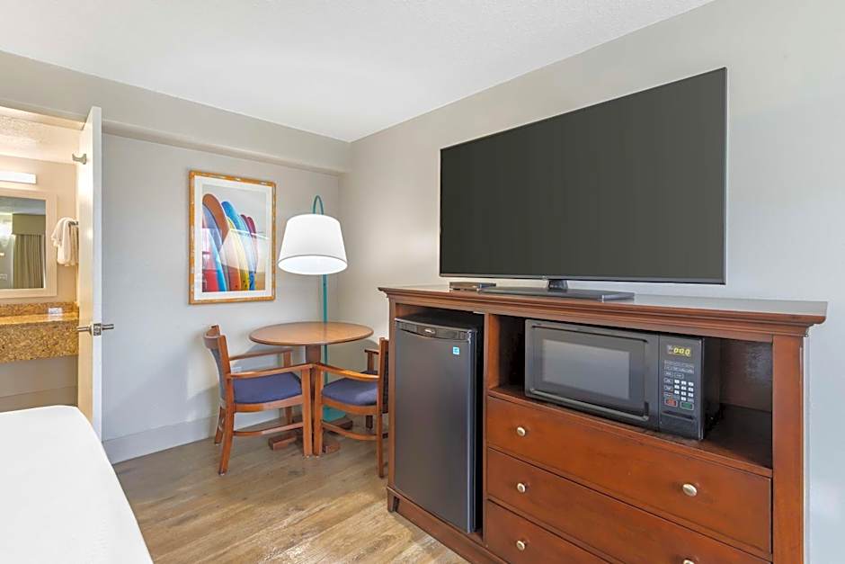 Best Western Ocean Beach Hotel & Suites
