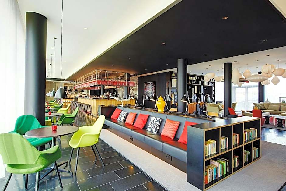 citizenM Paris Charles de Gaulle Airport
