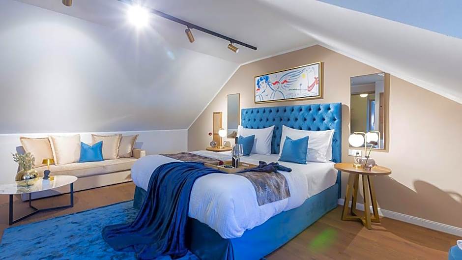 Delphi Hotel & Restaurant