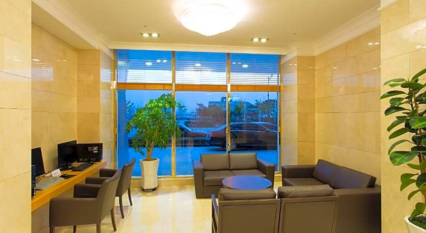 Fontana Beach Hotel