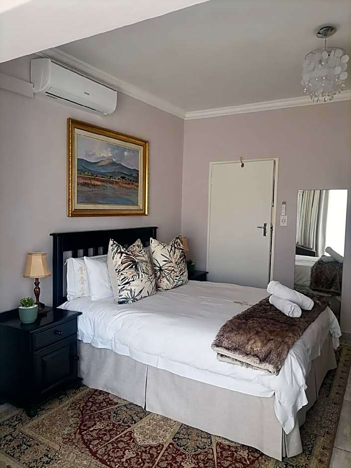 SILKEN TRAP GUEST HOUSE