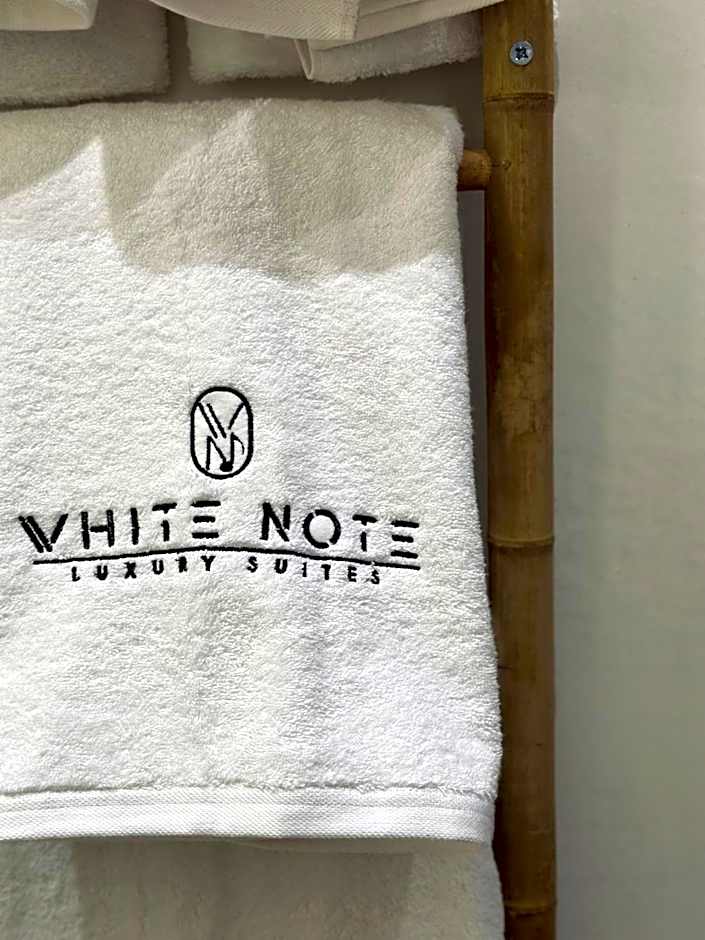 White Note Luxury Suites