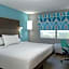 Tru by Hilton Atlanta Airport College Park
