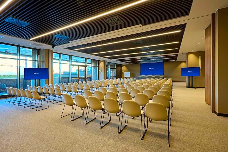 Radisson Blu Hotel, Bergamo ChorusLife