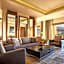 Dusit Thani LakeView Cairo