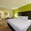 La Quinta Inn & Suites by Wyndham Grove City