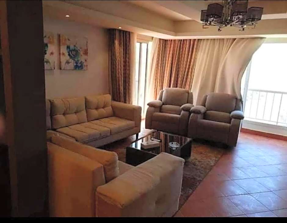 Amazing sea view Penthouse Apartment in Pyramids Porto El-Sokhna