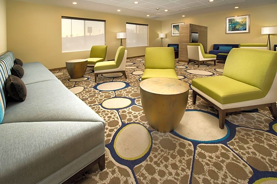 Holiday Inn El Paso Airport By IHG