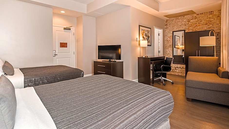 Best Western Plus St. Christopher Hotel