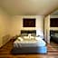 Extravaganza Room and Suite Apartment City Center