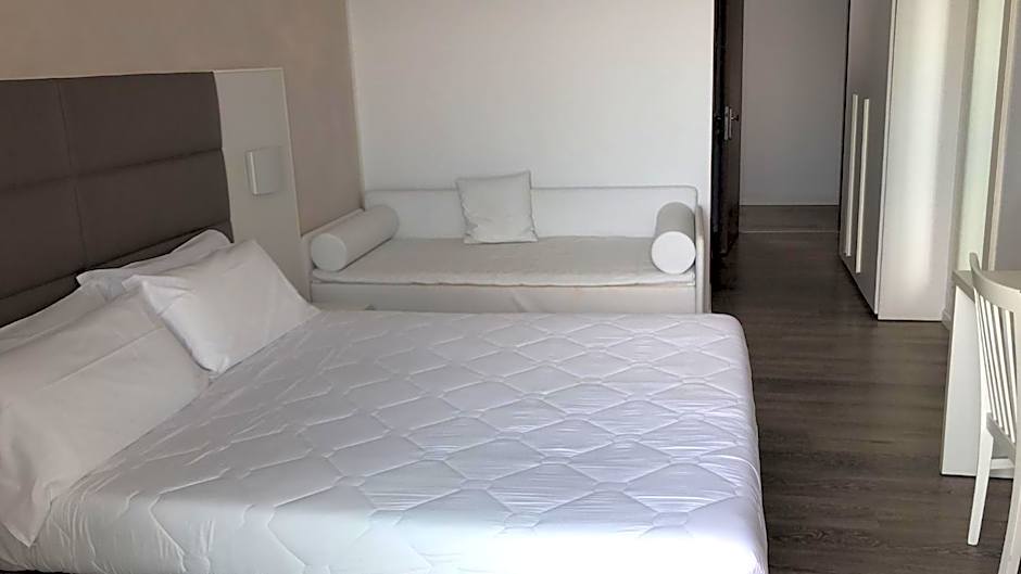 Hotel Columbia & Ninfea