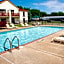 La Quinta Inn & Suites by Wyndham Sandusky