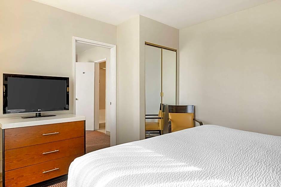 Best Western Royal Palace Inn & Suites