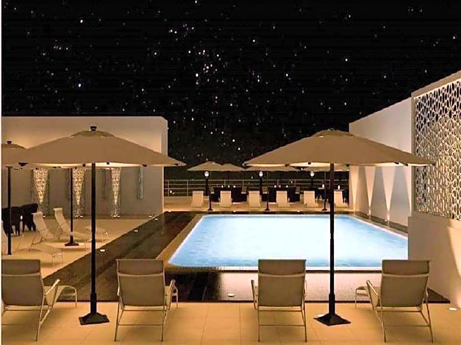 Golden Tulip Headington Ruwi