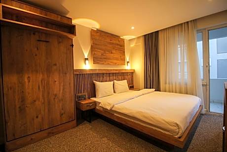 Triple Room with Balcony