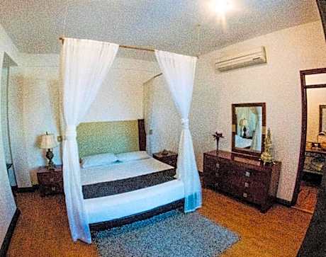 Double Room with Pool View