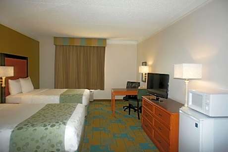 2 Double Beds, Hearing Accessible Room, Non-Smoking