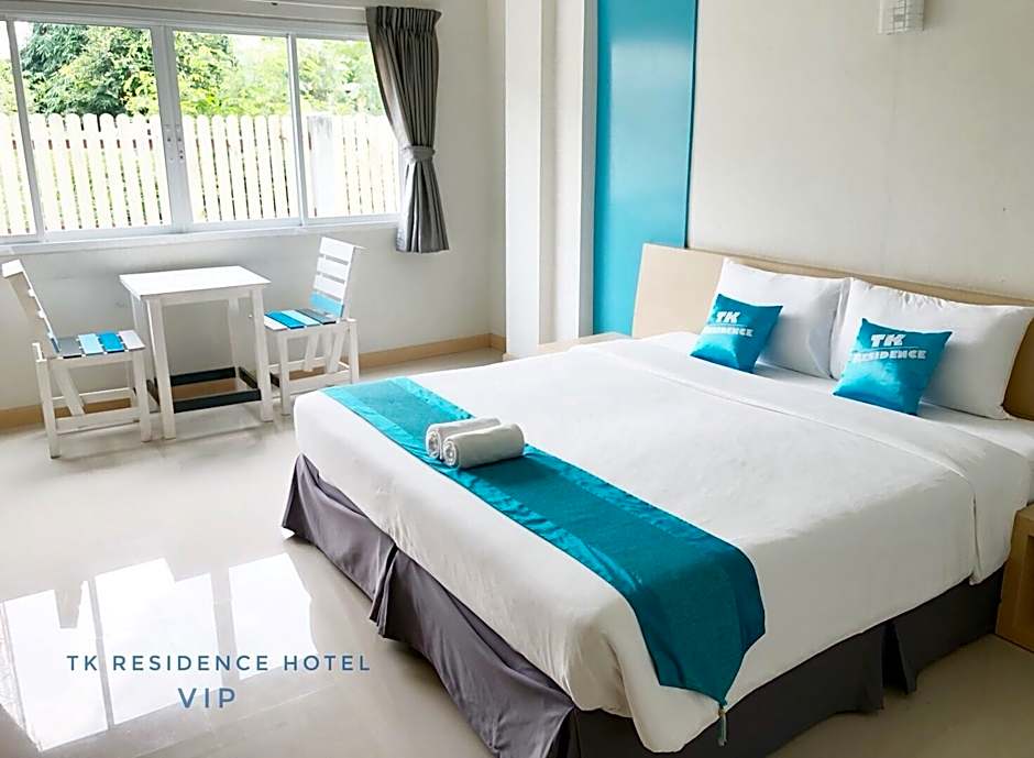 Photo 1 of 1 of 1 Double Bed