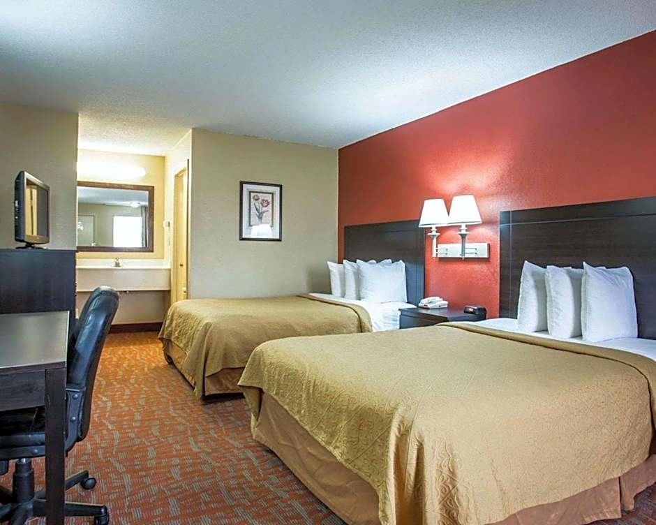 Quality Inn & Suites Monroe