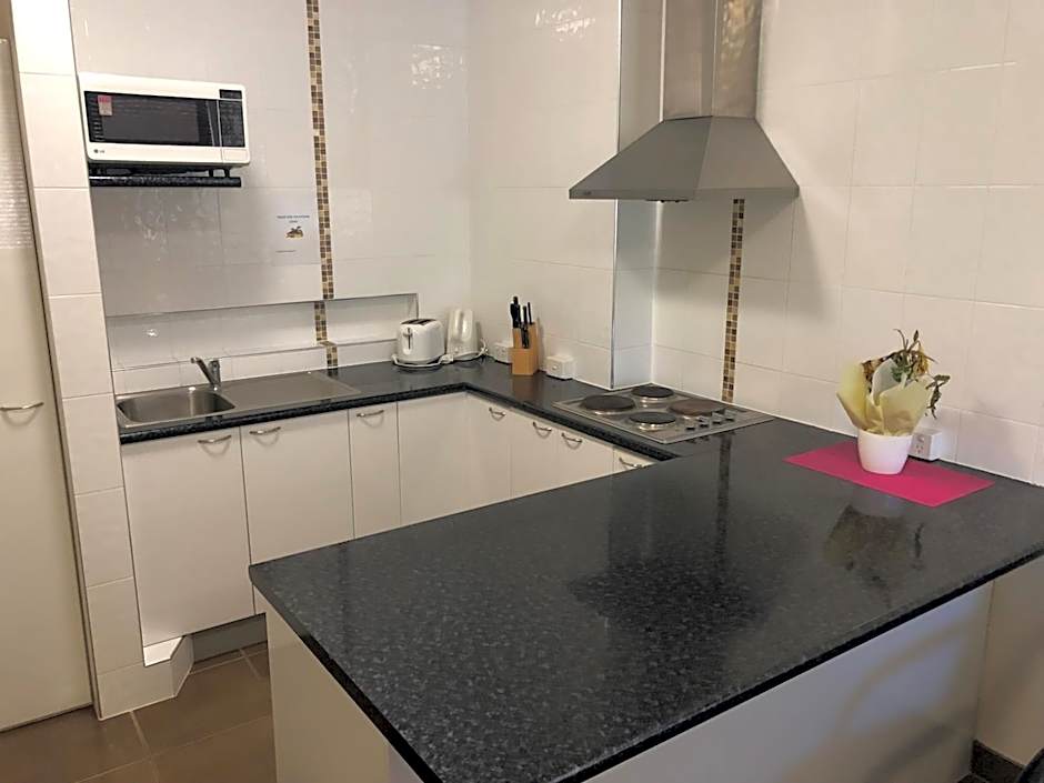 The Stuart Hotel-Motel