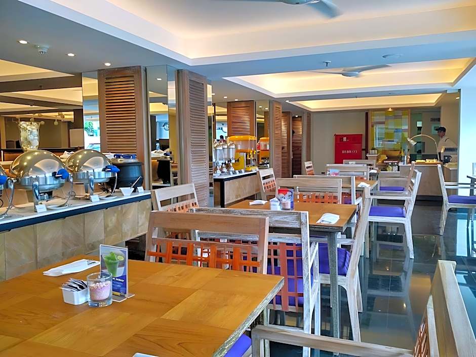 Kuta Beach Hotel