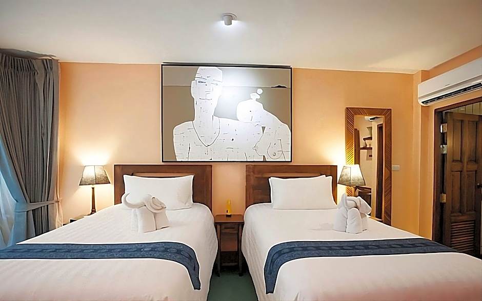 CC’s Hideaway Hotel