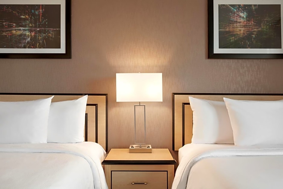 Embassy Suites by Hilton Convention Center Las Vegas