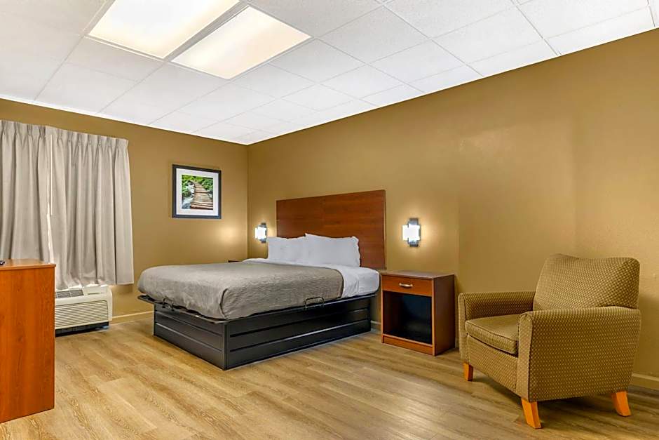 Quality Inn Lumberton North