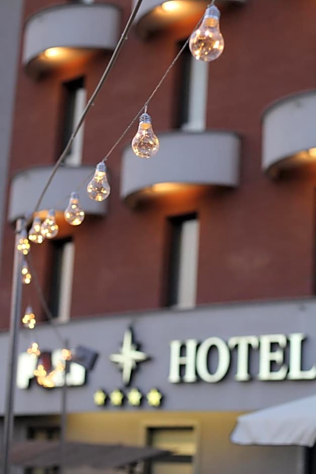 Poli Hotel