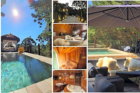 Chalét com jacuzzi sauna lareira e telao cinema