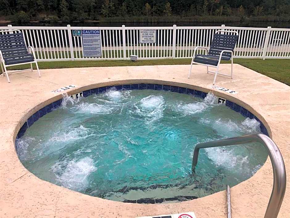 Myrtle Beach Waterway Getaway