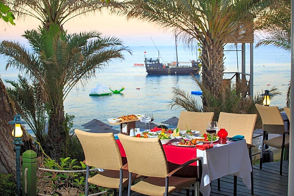 Pirates Beach Club  Ultra All Inclusive